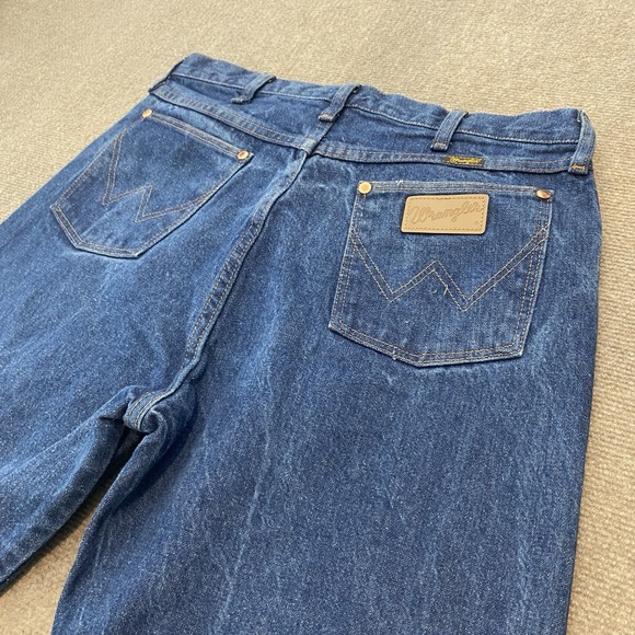 vtg Wrangler Jeans Mens 35 Fits 33x36 Dark Blue 13MWZ Cowboy Cut USA Made 90s - Picture 1 of 11